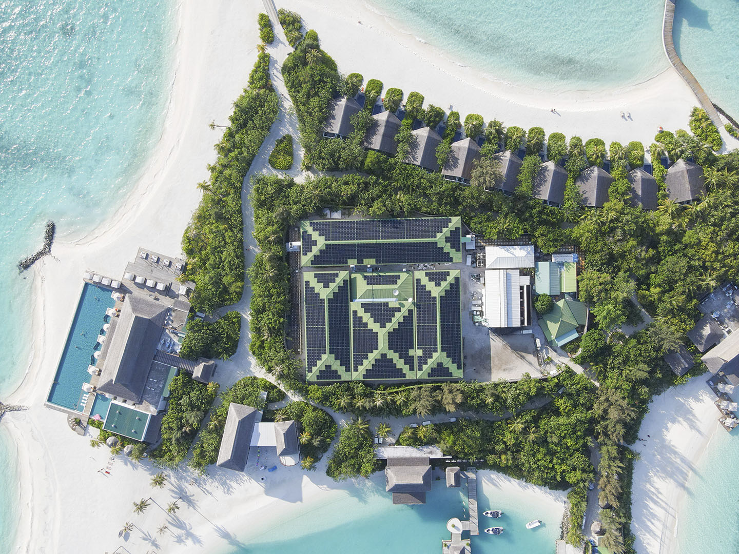 Solar panel at Grand Park Kodhipparu Maldives
